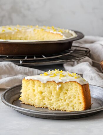 lemon cake recipe slice served in a plate